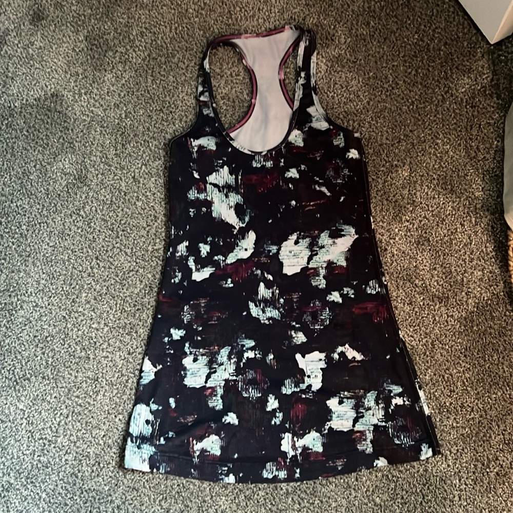 lululemon tank